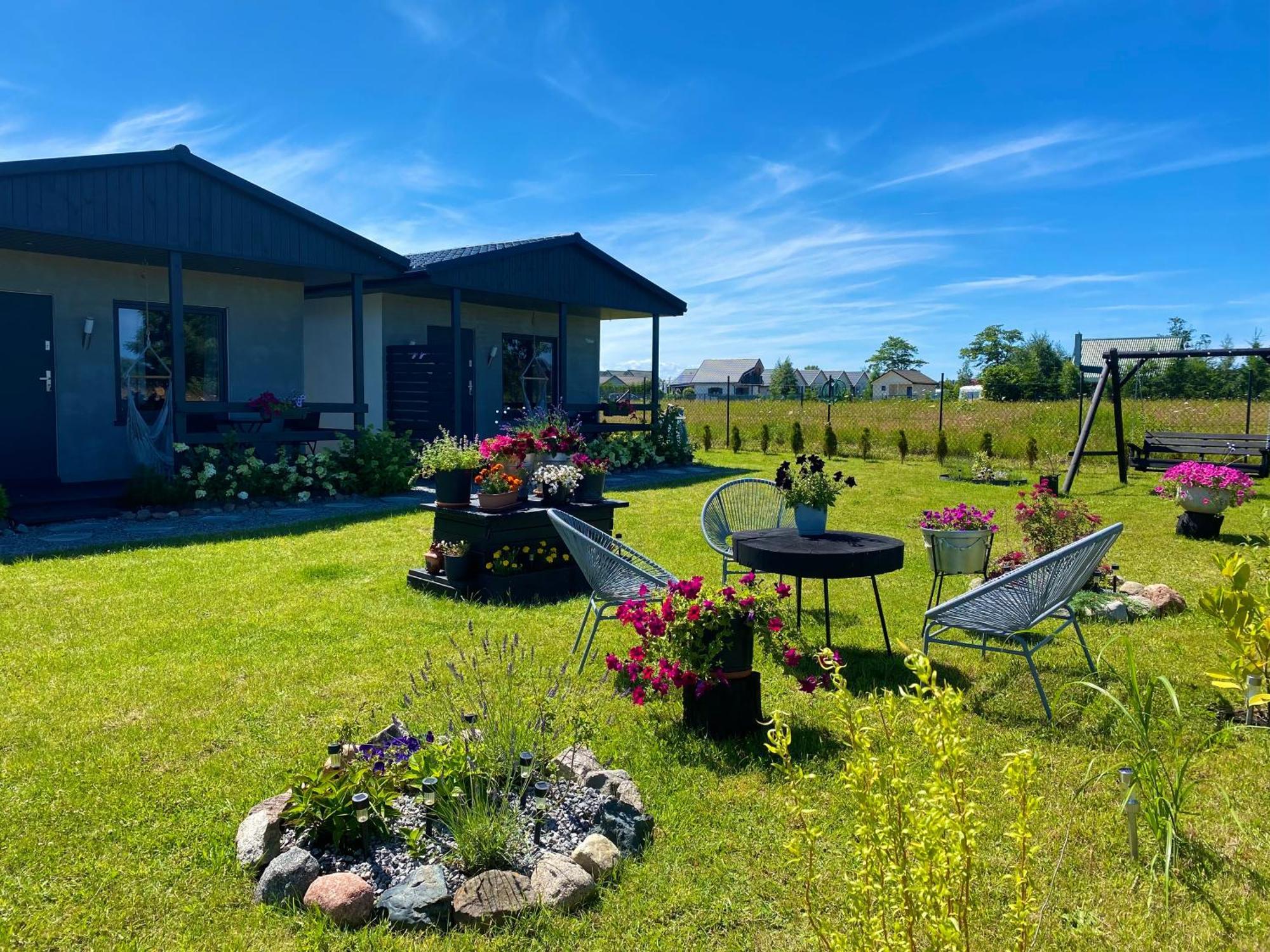 Domki Wczasowe Nidia Jezierzany Exterior photo